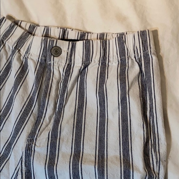 Brandy Melville Tilden Pants - Picture 2 of 3